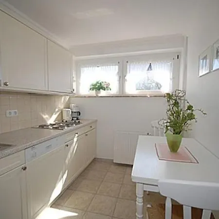 Haus Weissenburg Eg_ost